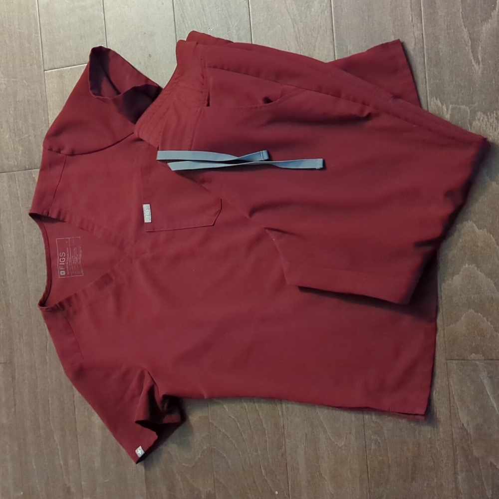 Figs Burgundy Scrub Set Small Top/Medium Petite Zamora's